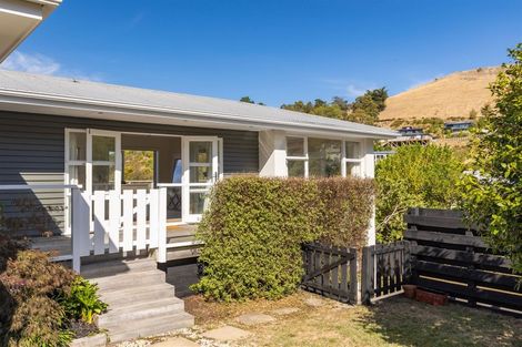 Photo of property in 9 Bayview Place, Cass Bay, Lyttelton, 8082