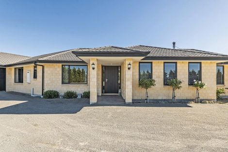 Photo of property in 35 Crozier Drive, Kirwee, Darfield, 7571