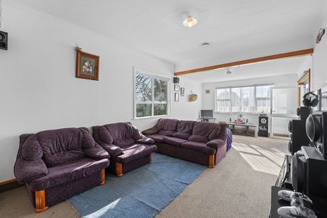 Photo of property in 223 Glover Road, Hawera, 4610
