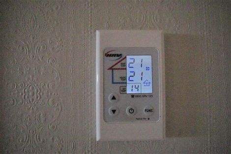 Photo of property in 988 East Coast Road, Northcross, Auckland, 0632