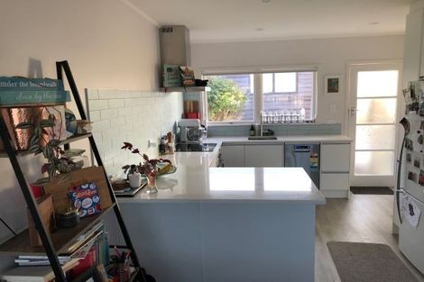 Photo of property in 3/12 Aramoana Avenue, Devonport, Auckland, 0624