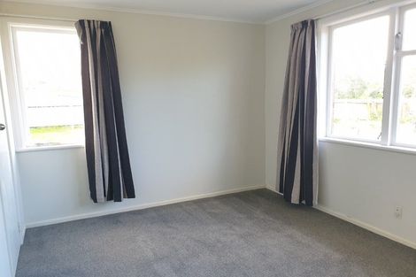 Photo of property in 3 Bellona Place, Cannons Creek, Porirua, 5024