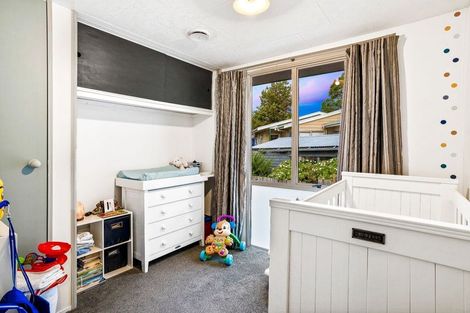 Photo of property in 11 Beauchamp Drive, Massey, Auckland, 0614