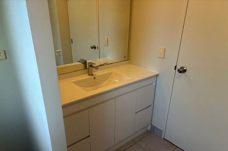 Photo of property in 35 Spalding Rise, Golflands, Auckland, 2013