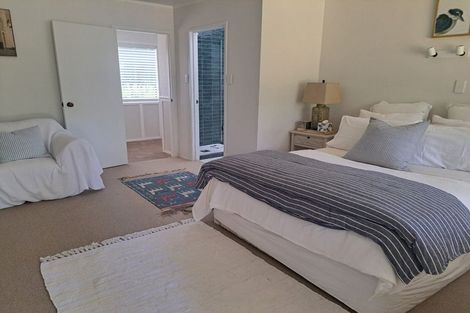 Photo of property in 18 Clark Road, Karaka, Papakura, 2580