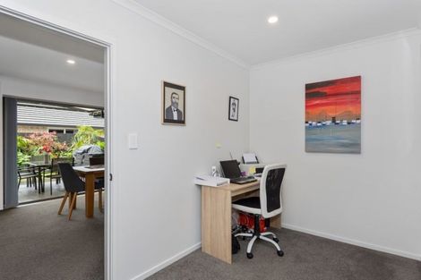 Photo of property in 30 Rainey Crescent, Papamoa Beach, Papamoa, 3118