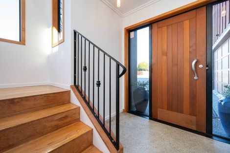 Photo of property in 43 Te Mata Road, Havelock North, 4130