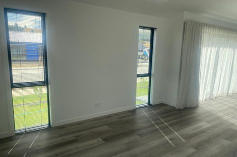 Photo of property in 1 Hadley Place, Cromwell, 9310