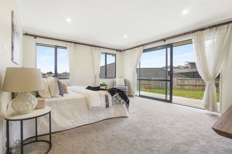 Photo of property in 12 Heathfield Avenue, Huntington, Hamilton, 3210