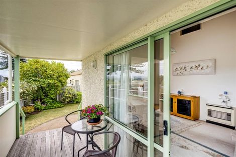 Photo of property in 8/178 Charles Street, Westshore, Napier, 4110