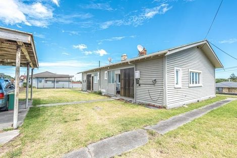 Photo of property in 34 Aotea Street, Castlecliff, Whanganui, 4501