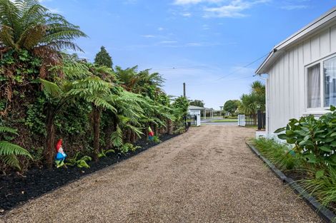 Photo of property in 26 Robinson Avenue, Holdens Bay, Rotorua, 3010