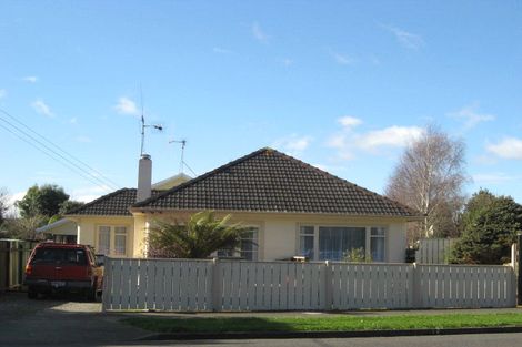 Photo of property in 37 Macarthur Street, Levin, 5510