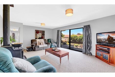 Photo of property in 6 Bowie Drive, Woodend, 7610