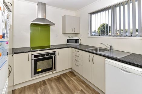 Photo of property in 4 Pallant Street, Manurewa, Auckland, 2102