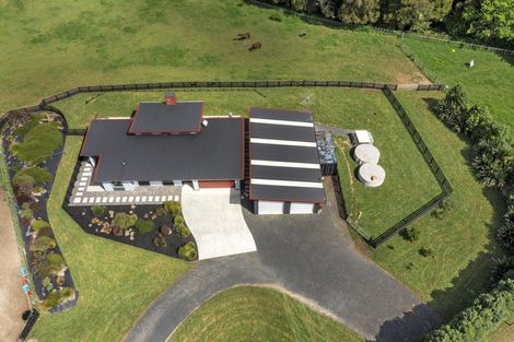 Photo of property in 11 Mangakino Road, Raglan, 3295