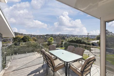 Photo of property in 30 Manuwai Road, Torbay, Auckland, 0630