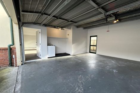 Photo of property in 35a Olliviers Road, Phillipstown, Christchurch, 8011