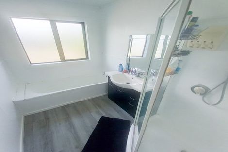 Photo of property in 61 Half Mile Road, Tuatapere, 9620