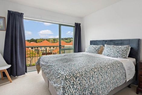 Photo of property in 52 Waterside Crescent, Gulf Harbour, Whangaparaoa, 0930