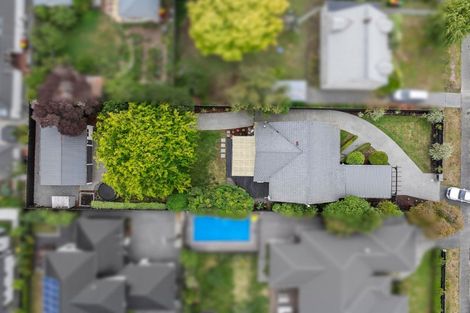 Photo of property in 39 Plynlimon Road, Fendalton, Christchurch, 8052