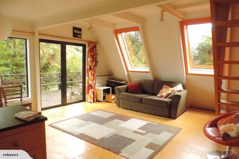 Photo of property in 45 Lake View Terrace, Moana, 7875