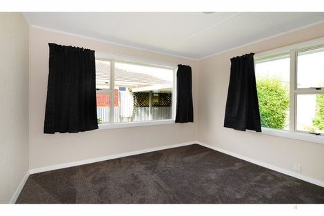 Photo of property in 43 Harris Street, Waimate, 7924