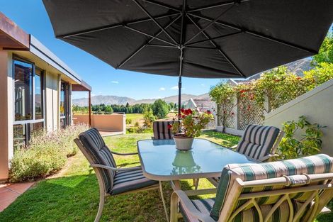 Photo of property in 5 Cotter Avenue, Arrowtown, 9302