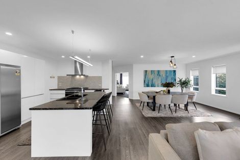 Photo of property in 18 Helen June Avenue, Flagstaff, Hamilton, 3210