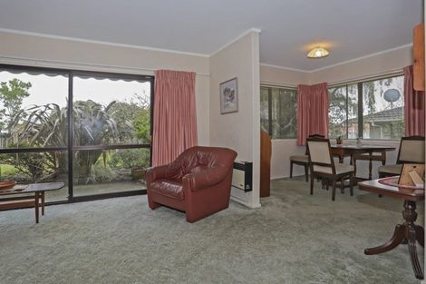 Photo of property in 2 Moehau Street, Te Puke, 3119