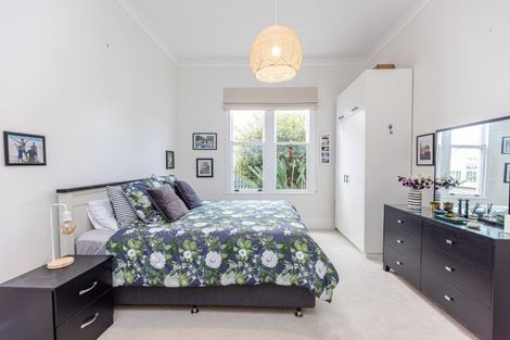 Photo of property in 105 Liverpool Street, College Estate, Whanganui, 4500