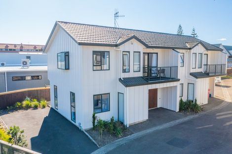 Photo of property in 1/49 Maclean Street, Paraparaumu Beach, Paraparaumu, 5032