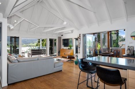 Photo of property in 13 Moana Drive, Tanners Point, Katikati, 3177