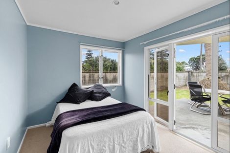 Photo of property in 88 Domett Street, Opunake, 4616