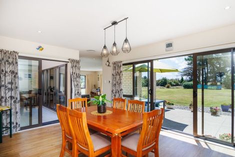 Photo of property in 1078 Roberts Line, Bunnythorpe, Palmerston North, 4478