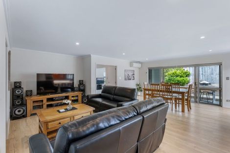 Photo of property in 17 Magnolia Lane, Kaukapakapa, Helensville, 0875