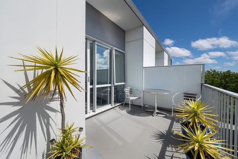 Photo of property in 15/20 Stanmore Road, Phillipstown, Christchurch, 8011