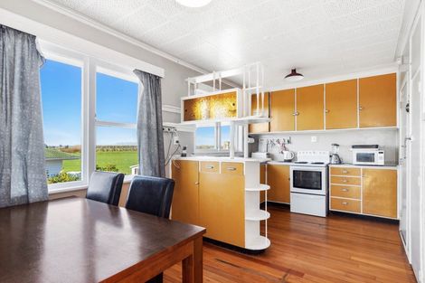 Photo of property in 8 Lee Street, Te Puke, 3119