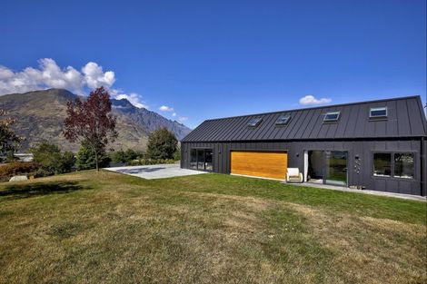 Photo of property in 14 Sherwood Court, Lower Shotover, Queenstown, 9371