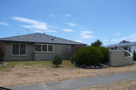 Photo of property in 105 Makarini Street, Paraparaumu, 5032