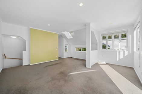 Photo of property in 55b Bolton Street, Kelburn, Wellington, 6012