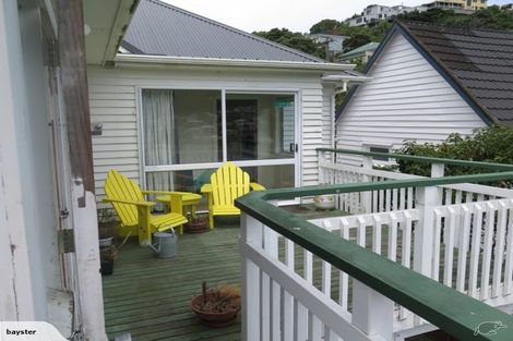 Photo of property in 28 Melbourne Road, Island Bay, Wellington, 6023