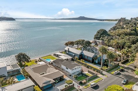 Photo of property in 6 Musick Point Road, Bucklands Beach, Auckland, 2012