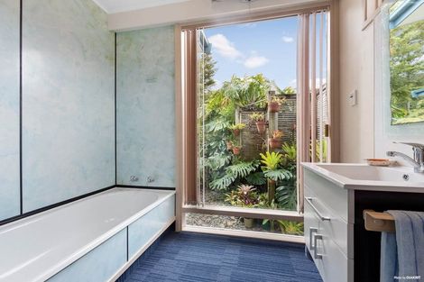 Photo of property in 46 Potter Avenue, Northcote, Auckland, 0627