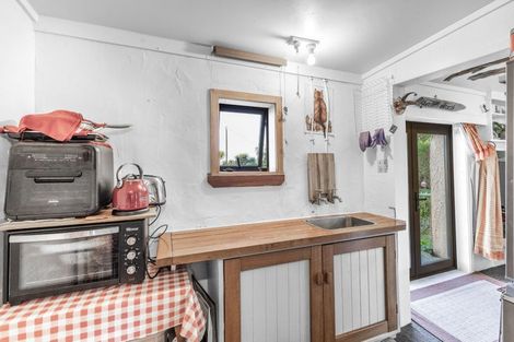 Photo of property in 53 Awarua Bay Road, Awarua Plains, Invercargill, 9877