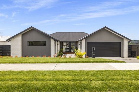 Photo of property in 9 Kahawai Place, Omokoroa, 3114