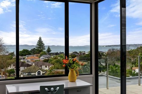 Photo of property in 17 Malloy Place, Eastern Beach, Auckland, 2012