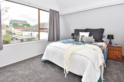 Photo of property in 2/8 Wood Street, Papakura, 2110