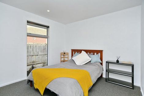 Photo of property in 1 Rue De La Mare, Parklands, Christchurch, 8083