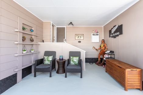 Photo of property in 63 Burgoyne Street, Woodville, 4920